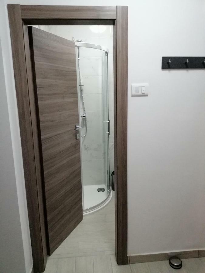 Studio Apartment Mila Pula Exterior foto